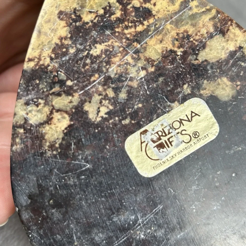 Carved Stone Inlay Heart Shaped Jewelry Trinket Box Mother Of Pearl Flower